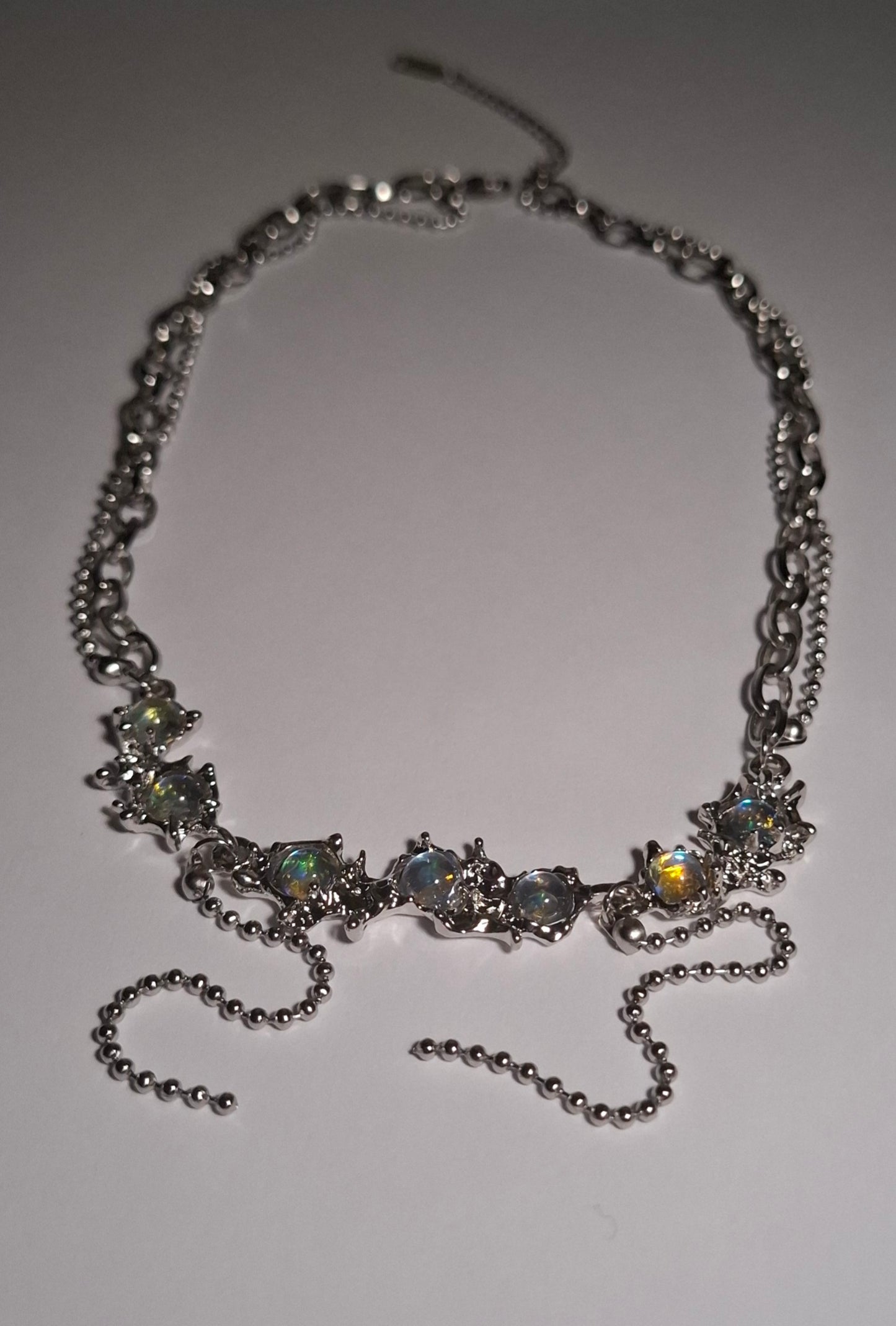 🌌 Opal Halskette Damen Silber – Glänzende Kette mit schimmernden Steinen | Mystischer Y2K Schmuck